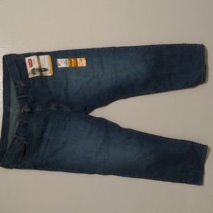 Wrangler 48x30 jeans Mens BNWT